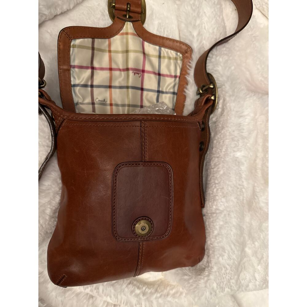 Coach Soho Bleecker Legacy Buckle Flap Bag Whiskey Distressed - Picture 9 of 14